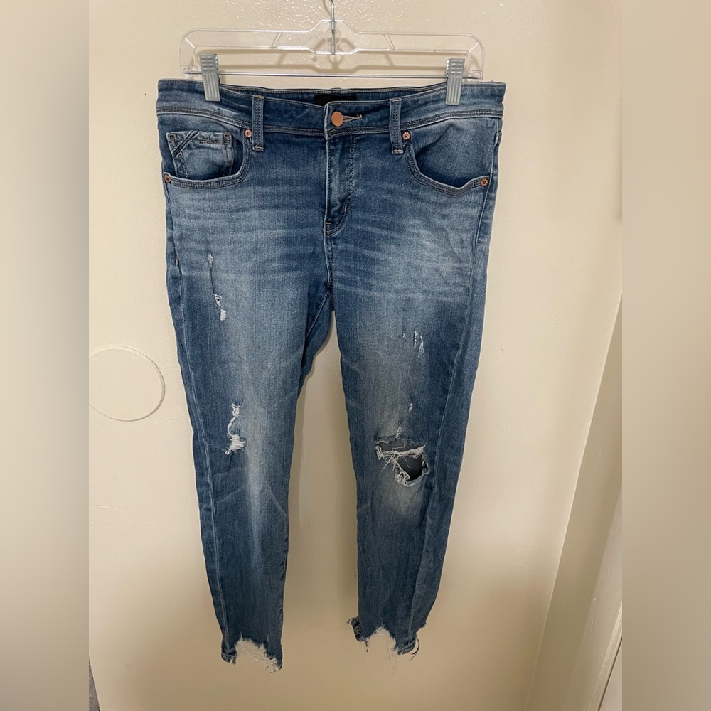 ✨Women’s Buckle Black Distressed Denim Jeans Size 30